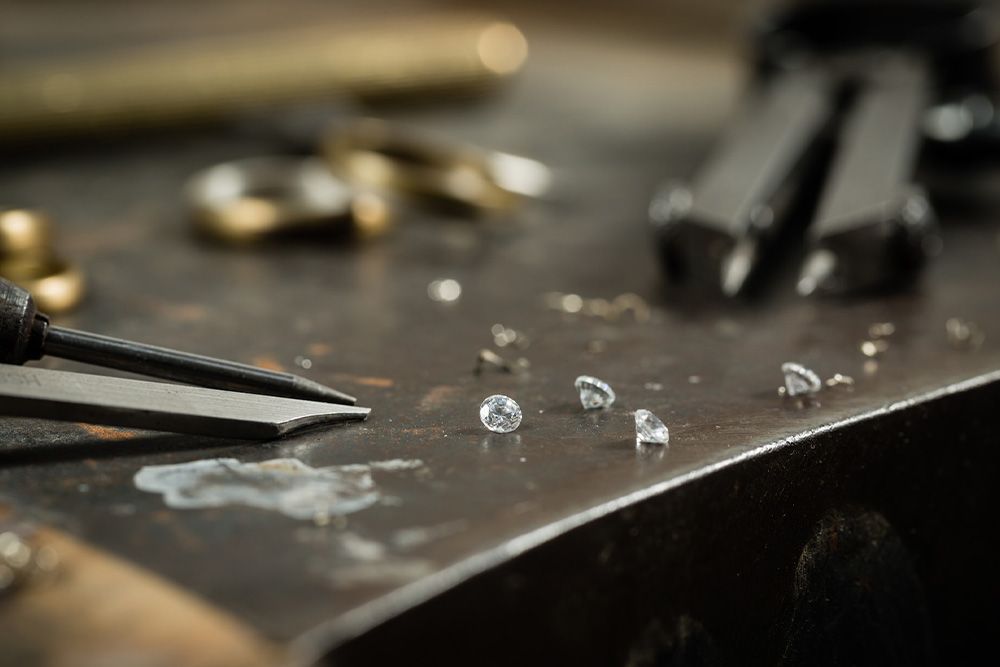 diamonds, polished diamonds, loose diamonds, Diantha Diamonds, round diamonds, pear-shaped diamonds, cushion-cut diamonds, diamond collection